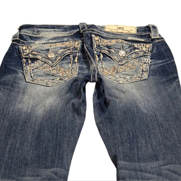 Miss Me Boot‎ Cut Bling Pockets Stretch Women's Size 26 x 30.5 - Picture 1 of 11